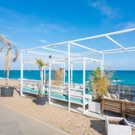 Apartment Homeholidaysrentals Pineda Ii *