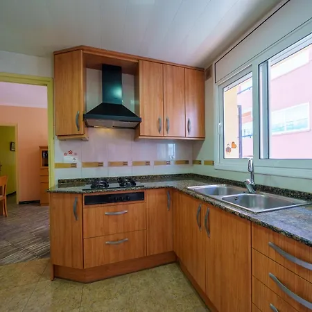 Homeholidaysrentals Pineda Ii Pineda de Mar