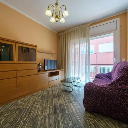 Homeholidaysrentals Pineda Ii Pineda de Mar